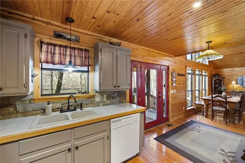 228 S Riverview Rd, Mountain View, AR 72560 photo 16