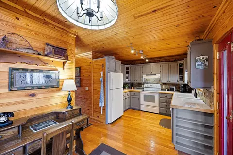 228 S Riverview Rd, Mountain View, AR 72560 photo 13