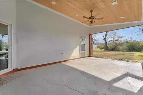 Exterior - 1611 W Backus Ave, Springdale, AR 72762 photo 3 of 3