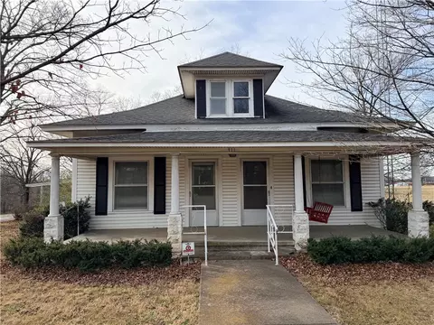 311 Charley St, Decatur, AR 72722