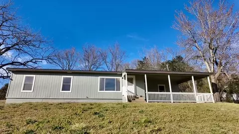 9789 Old Olvey Rd, Harrison, AR 72601