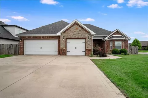 2505 SW Worthington Ave, Bentonville, AR 72713