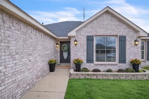 6003 36th St, Rogers, AR 72758