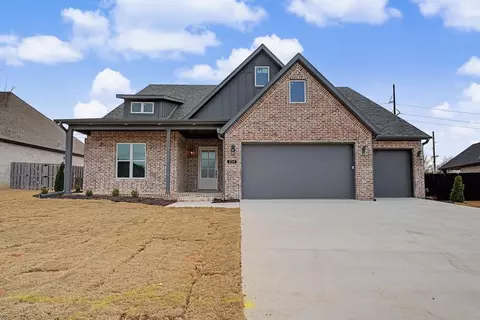 8369 San Giacomo Ave, Springdale, AR 72762