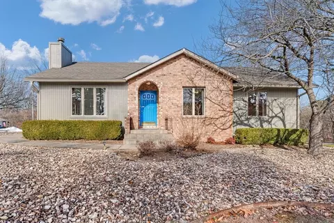 2 Wreay Ln, Bella Vista, AR 72714