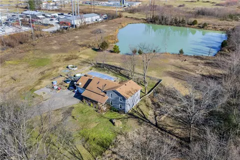 1621 1623 Greenhouse Rd, Bentonville, AR 72713