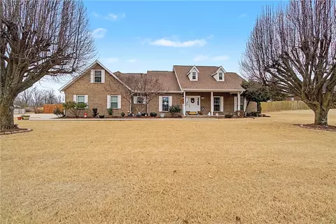 1219 Bob White Ave, Springdale, AR 72764