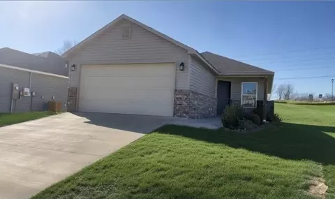 3480 Red Tail, Farmington, AR 72730