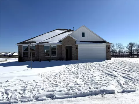 481 W Canada, Farmington, AR 72730