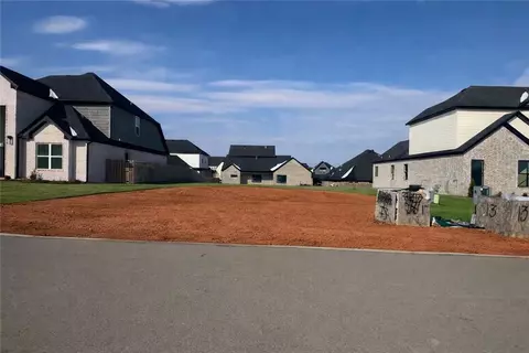 1820 Peacock Rd, Centerton, AR 72719