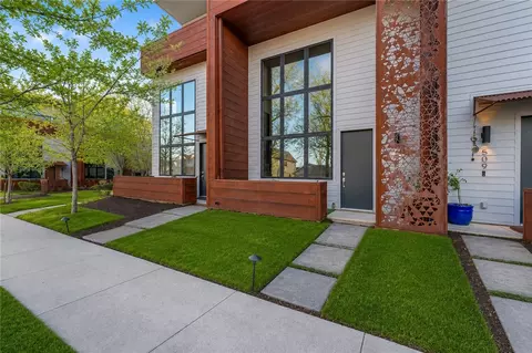 507 SE D St, Bentonville, AR 72712