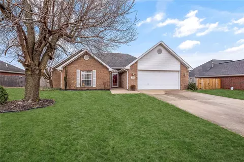 724 Colley St, Lowell, AR 72745