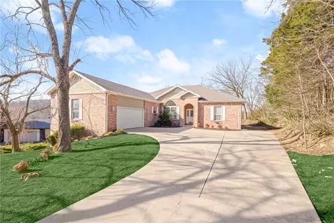 31 Dalton Dr, Bella Vista, AR 72714
