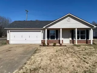 32 Cypress Ave, Clarksville, AR 72830