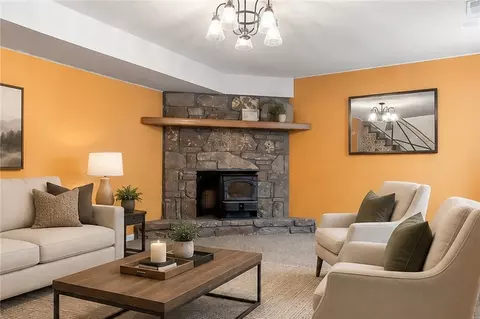 Living - 5201 Fox Run # A, Harrison, AR 72601 photo 5 of 6