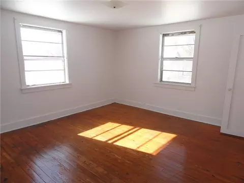 Bedroom - 404 Walnut St, Marshall, AR 72650 photo 3 of 5