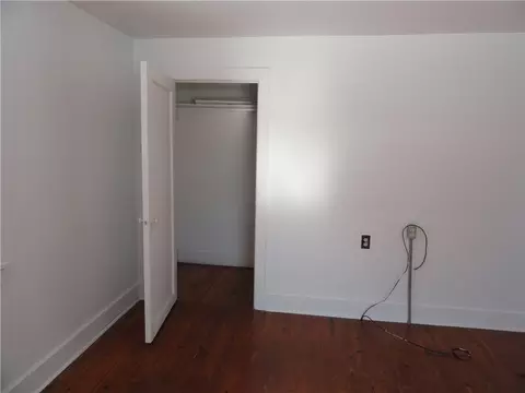 Bedroom - 404 Walnut St, Marshall, AR 72650 photo 4 of 5