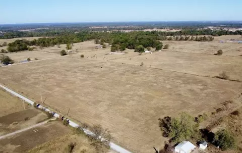 Lamphear Road, Gentry, AR 72734