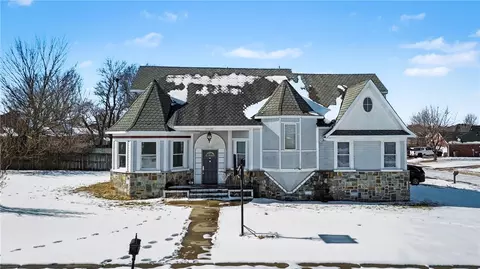 3200 Kennesaw St, Springdale, AR 72764