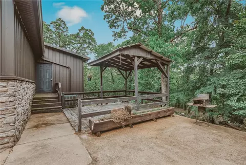 Exterior - 648 De Queen Lake Rd, De Queen, AR 71832 photo 3 of 9
