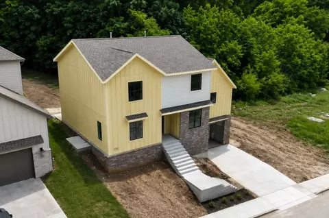 1927 E Panorama Pl, Fayetteville, AR 72701