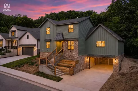 1927 E Panorama Pl, Fayetteville, AR 72701
