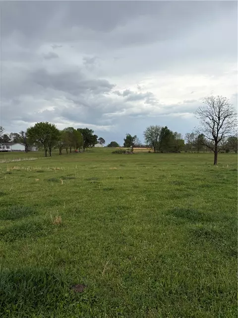 311 Green, Forest, AR 72638