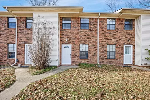 1421 N Nashville Ave, Russellville, AR 72801