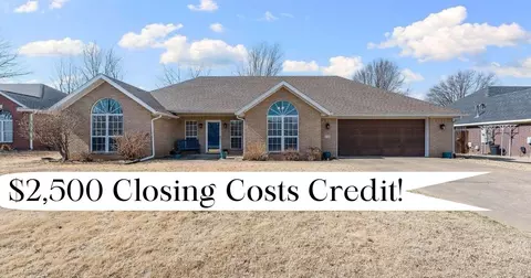 310 Center Dr, Lowell, AR 72745