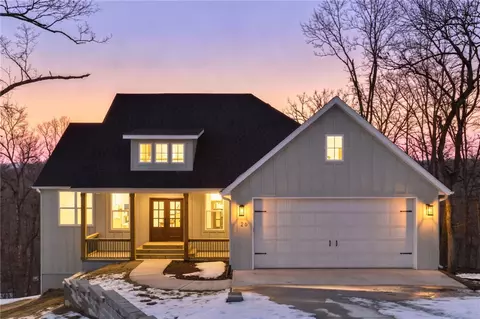 26 Carew Dr, Bella Vista, AR 72714