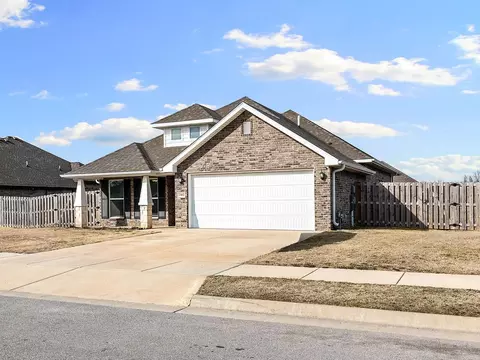 2402 England Ln, Pea Ridge, AR 72751