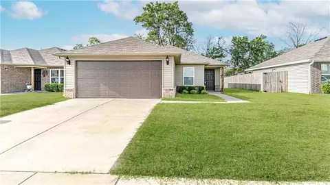5016 Colfax Loop, Fayetteville, AR 72704