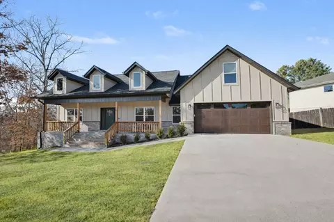 6 Penzance Dr, Bella Vista, AR 72714