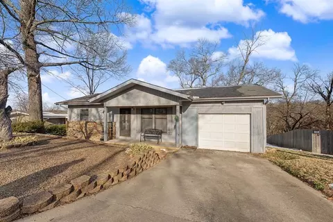 10 Brightling Ln, Bella Vista, AR 72715