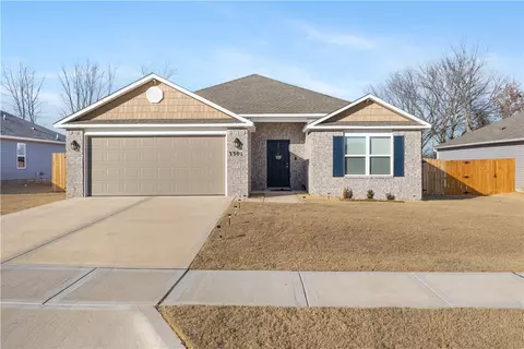 3301 E Hagen St, Siloam Springs, AR 72761