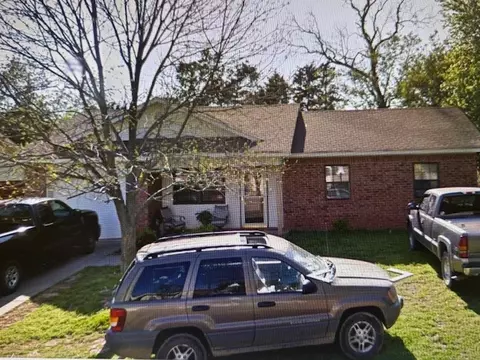 1305 N Oswego Ave, Russellville, AR 72801