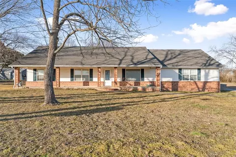 2010 Walnut Grove Rd, Prairie Grove, AR 72753