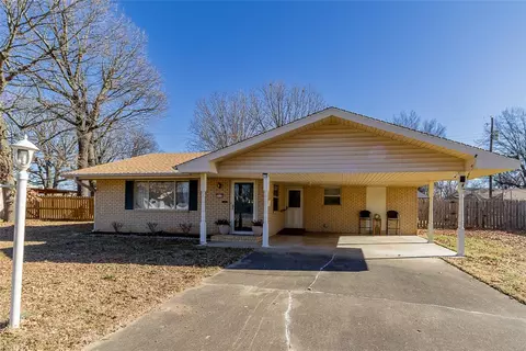 1115 Cheyenne Trl, Springdale, AR 72762