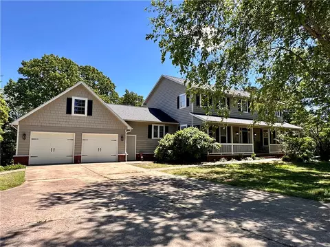 2086 Bridgeton Ct, Fayetteville, AR 72701