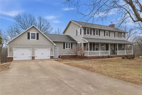 2086 Bridgeton Ct, Fayetteville, AR 72701