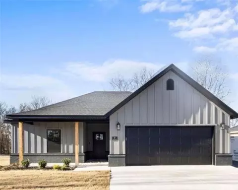 3 Arrow Dr, Bella Vista, AR 72714