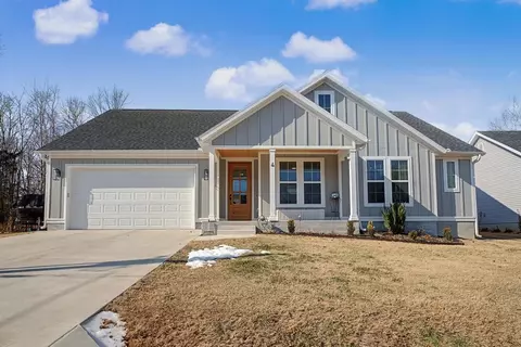 4 Hobkirk Dr, Bella Vista, AR 72715