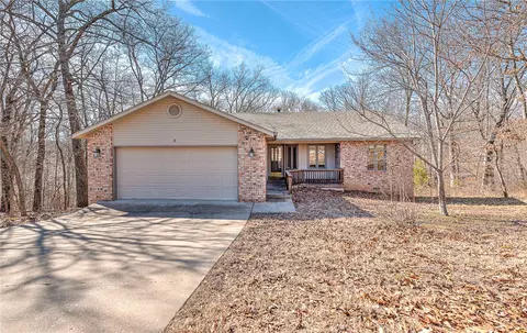 8 Melling Ln, Bella Vista, AR 72715