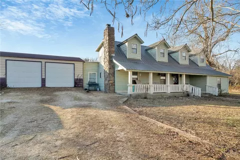 18815 E Holt Rd, Lincoln, AR 72744