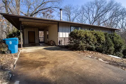 3 Leicester Dr, Bella Vista, AR 72714