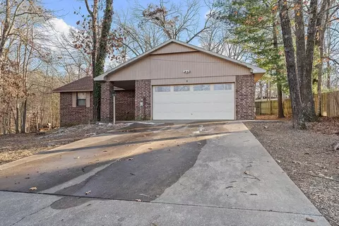 4 Osmington Ln, Bella Vista, AR 72714