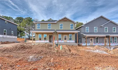 1392 S Yampa Bnd, Fayetteville, AR 72701