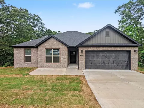 64 Islay Dr, Bella Vista, AR 72715