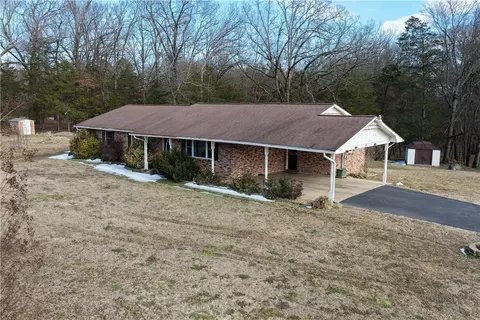 1315 S Crawford St, Clarksville, AR 72830