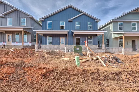 1368 1374 S Yampa Bnd, Fayetteville, AR 72701